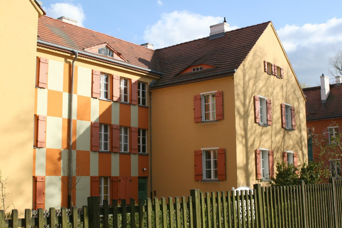 Bruno Taut. Edificio residenziale nel villaggio di Falkenberg