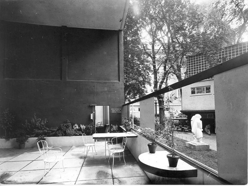 The Esprit Nouveau Pavilion at the International Exhibition in Paris, 1925. Architects Le Corbusier 