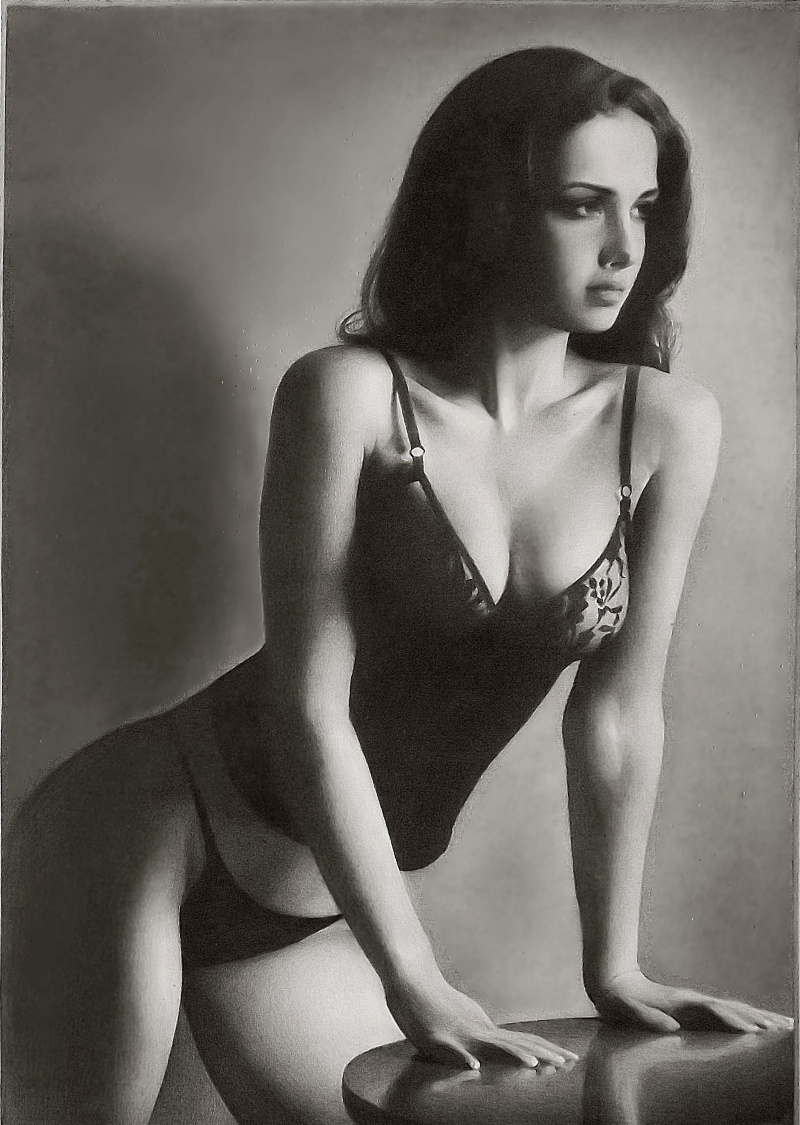 Natalia Oreiro, XXI, 9×7 cm by Sergei Hinz: History, Analysis & Facts |  Arthive