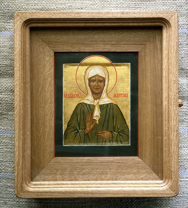 Moscow Icon Painting Workshop. Matrona of Moscow 21х17,in oak case книжка35х30 Board with the ark, and the two dowels, canvas, gesso, gold, oil, lacquer