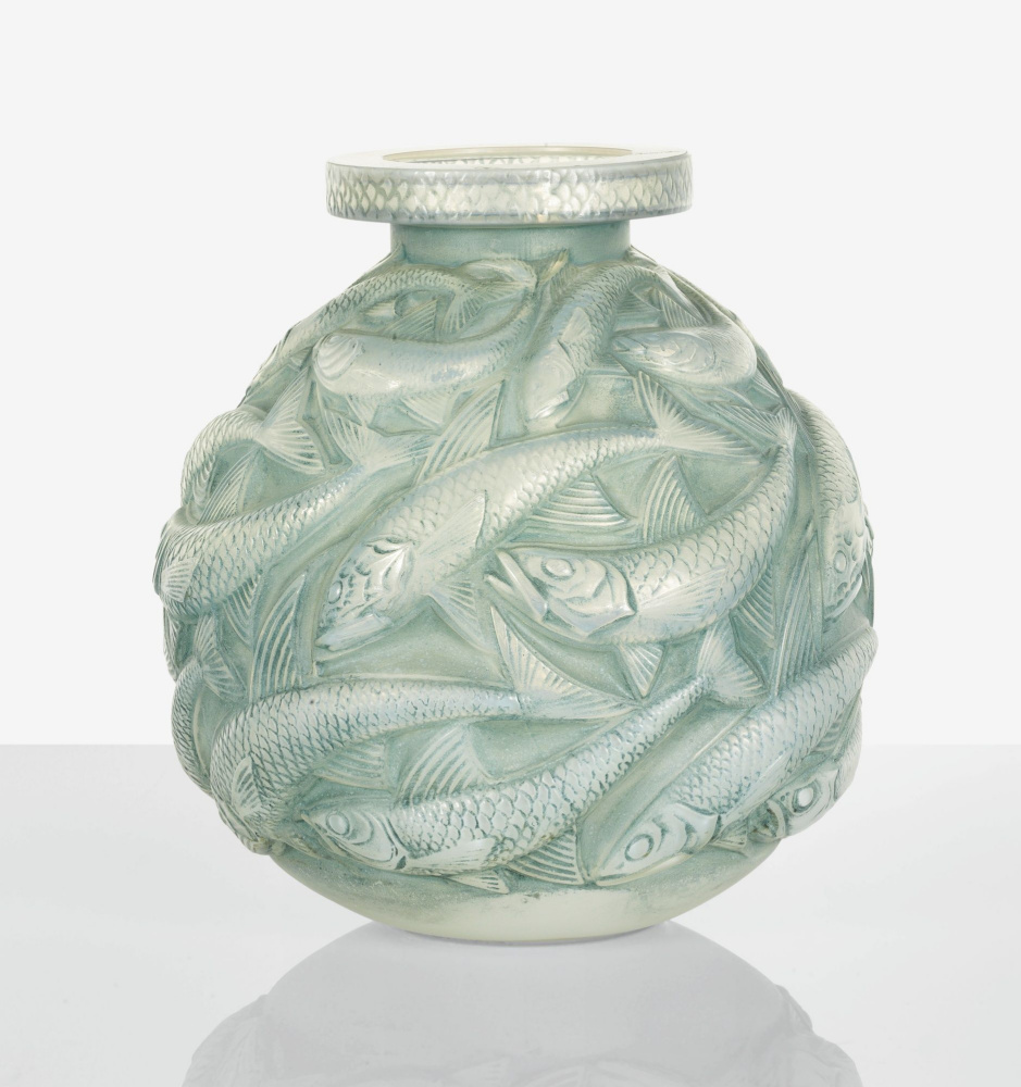 Rene Jules Lalique. Lachs Vase