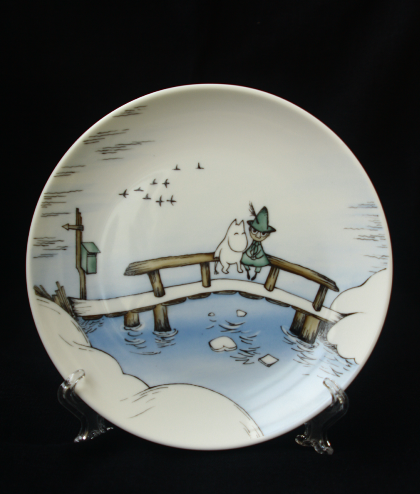 Ekaterina Pisarevskaya. Decorative plate "Moomin Trolly"