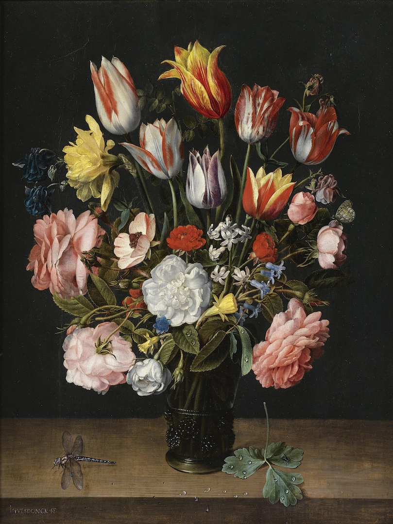 Якоб ван Хюльсдонк. Натюрморт из тюльпанов, роз, колокольчиков, нарциссов, пионов и других цветов в стеклянной вазе