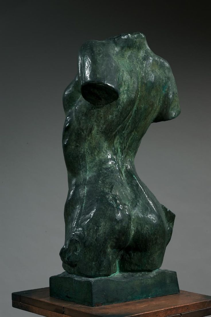 Auguste Rodin. Torso di una giovane donna con la schiena curva