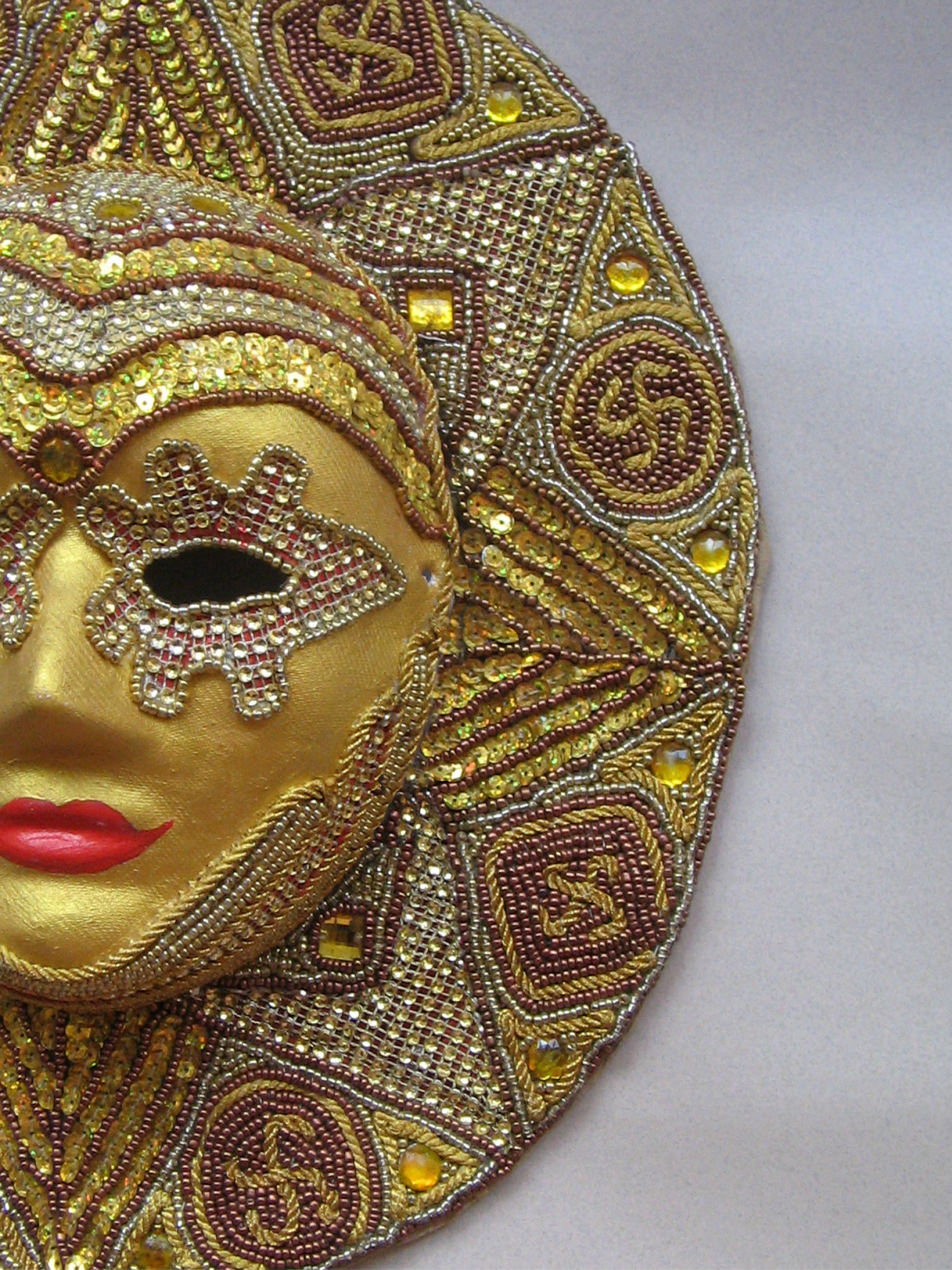 Pierrot Face, Gold sun, Mask.