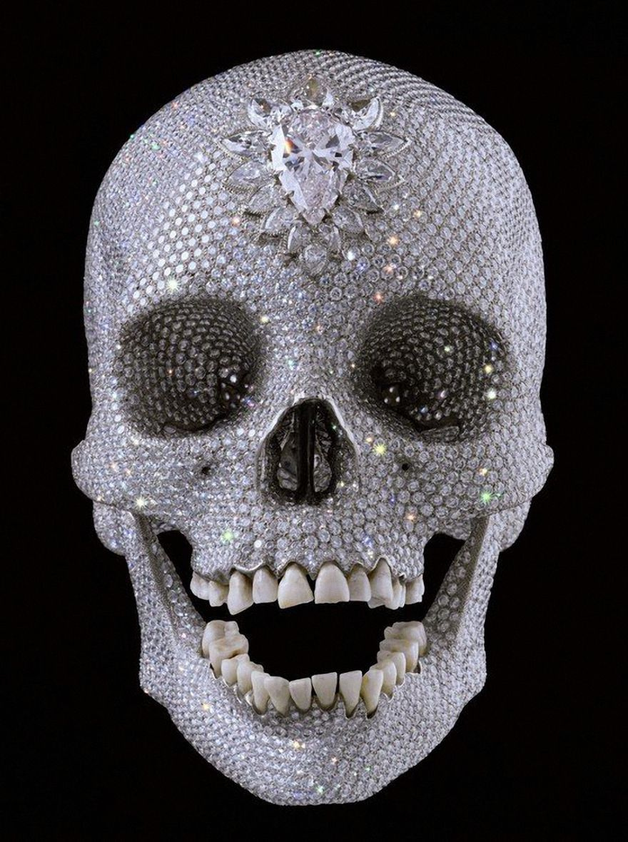 Damien Hirst. Diamond skull ("For the love of God")