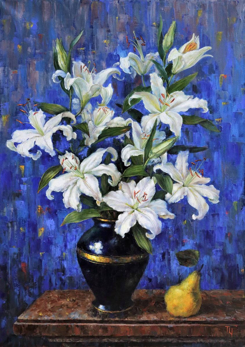 Tatyana Chepkasova. White lilies on blue background