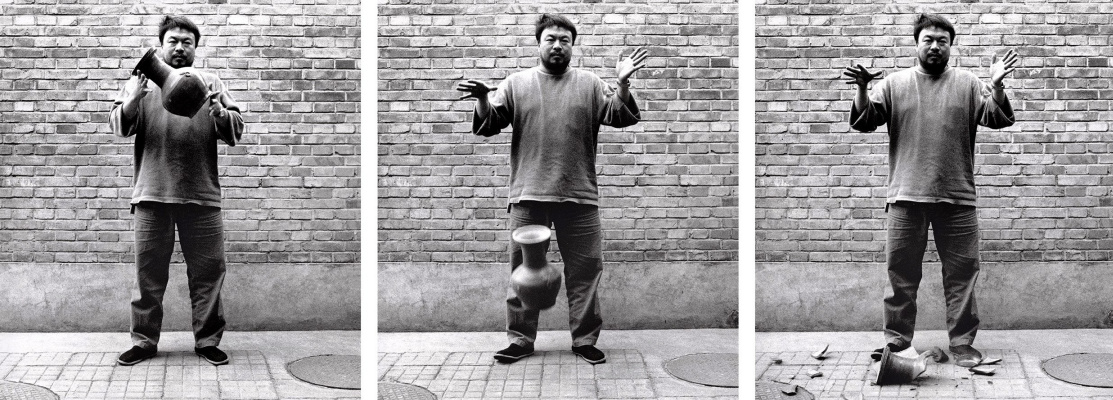 Sì Weiwei. Lasciando cadere un vaso della dinastia Han