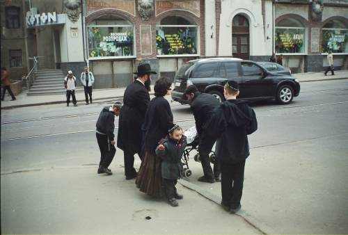 Alexey Grishankov (Alegri). "On the way home from the synagogue"