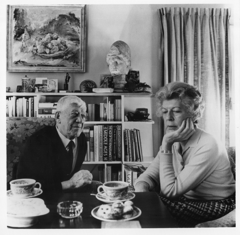 Olda and Oskar Kokoschka in Villeneuve, 1975.