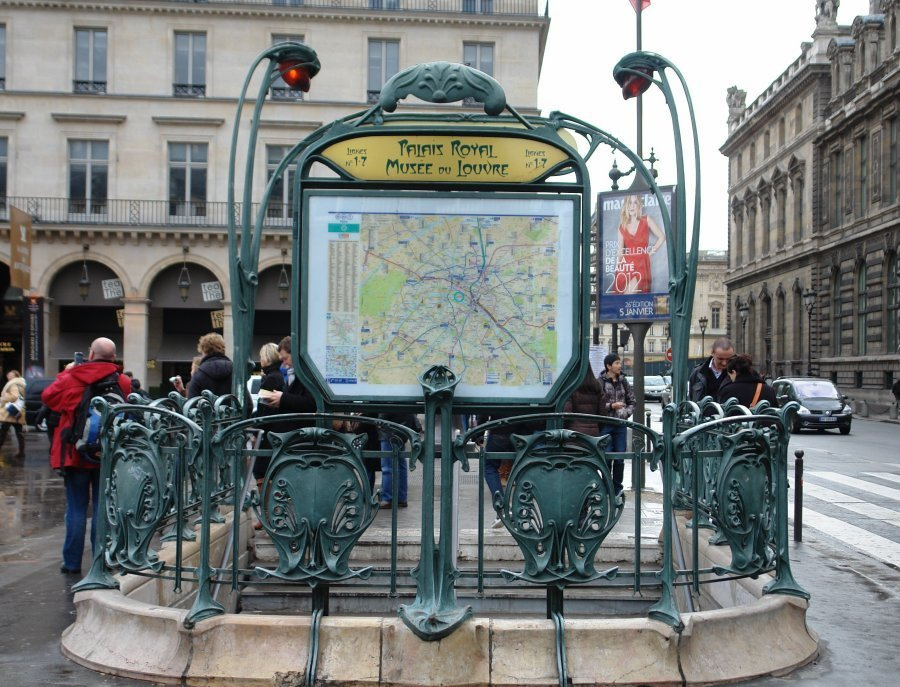 Hector Guimard. Entrance to the metro "Palais Royal - Louvre", Paris