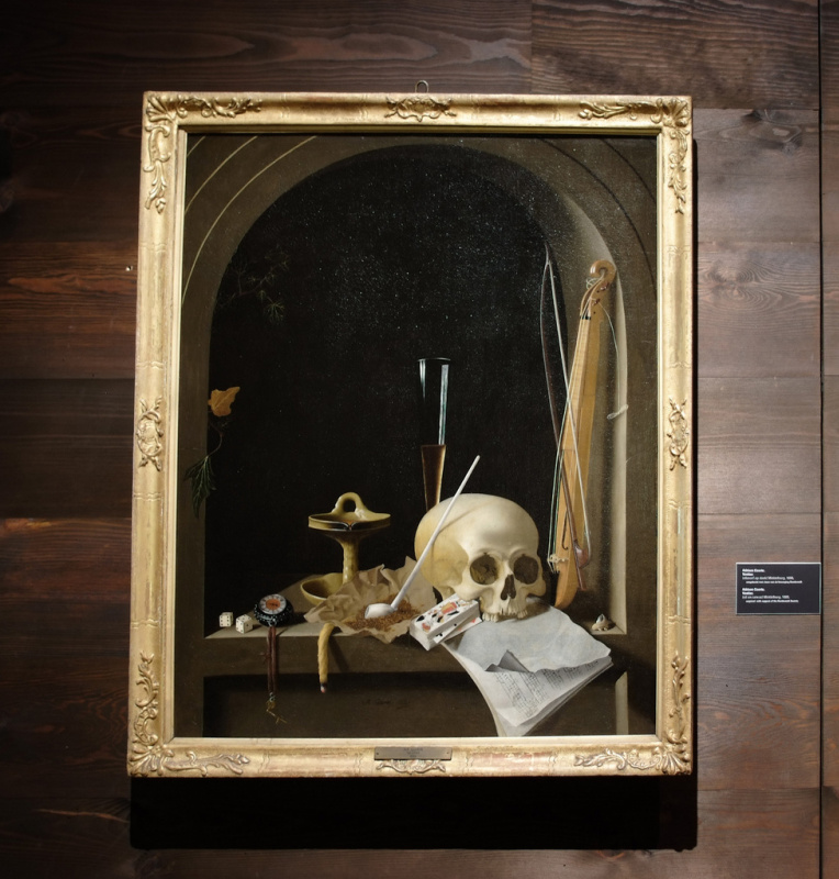 Still life with a skull in a niche