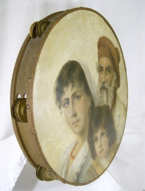 Family portrait on a tambourine. Agostina Segatori, her son Jean-Pierre and husband