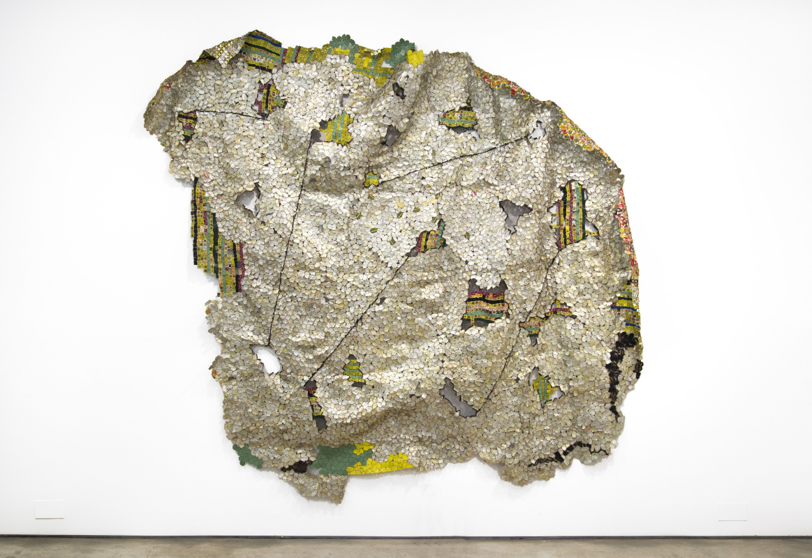 El Anatsui. Another place