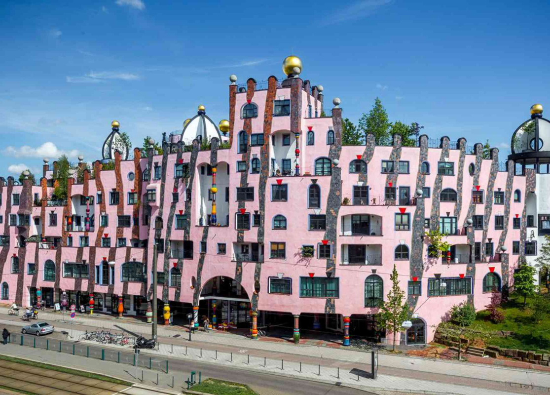 Friedensreich Hundertwasser. Green Citadel of Magdeburg